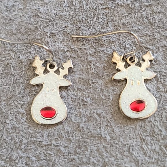 Dangle Silver Tone Reindeer Hook Style Earrings - Christmas Holidays Cute - Picture 3 of 3